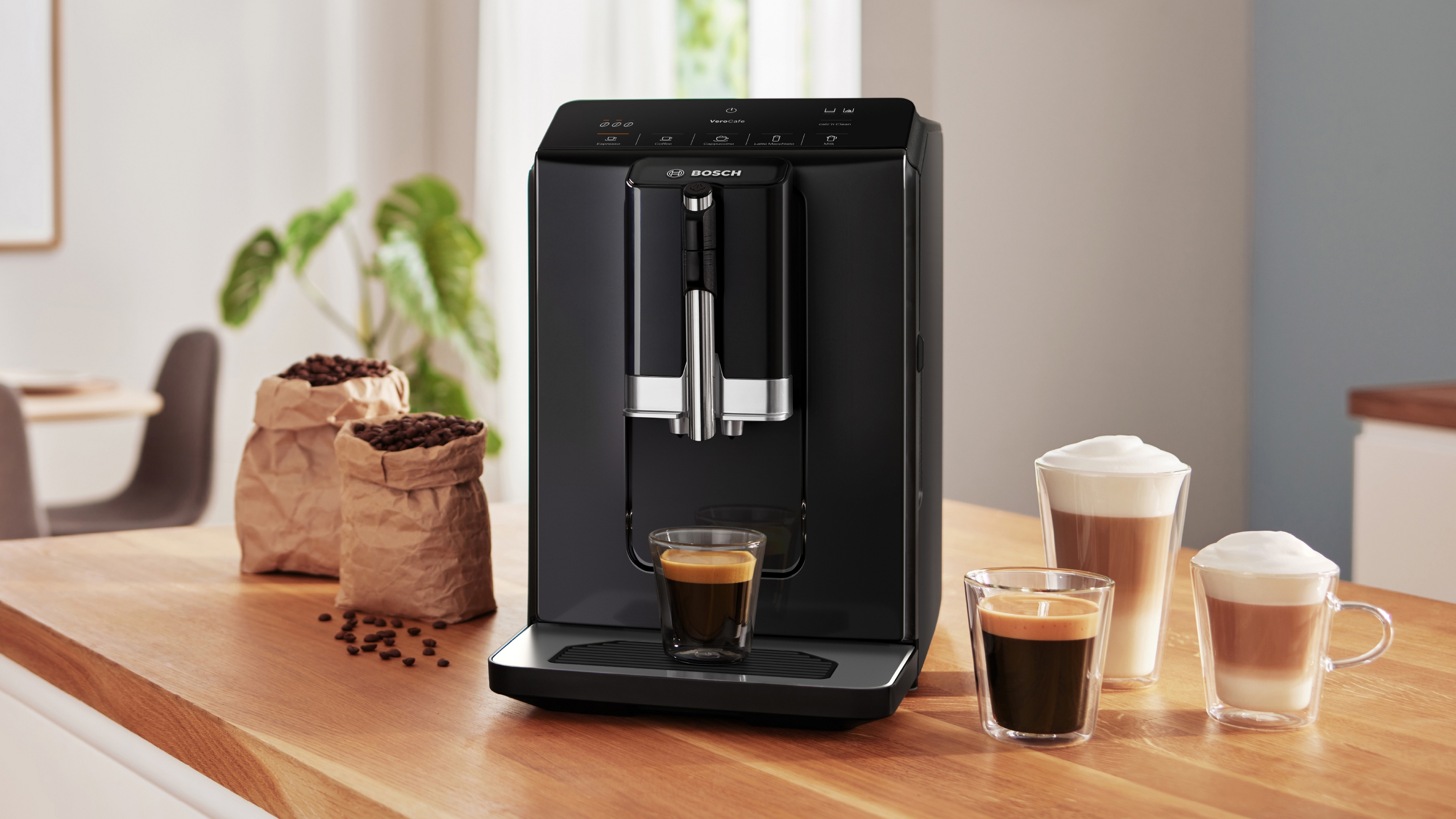 Automatski aparat za espresso kafu Siemens VeroCafe Serie 2 piano crna TIE20119
