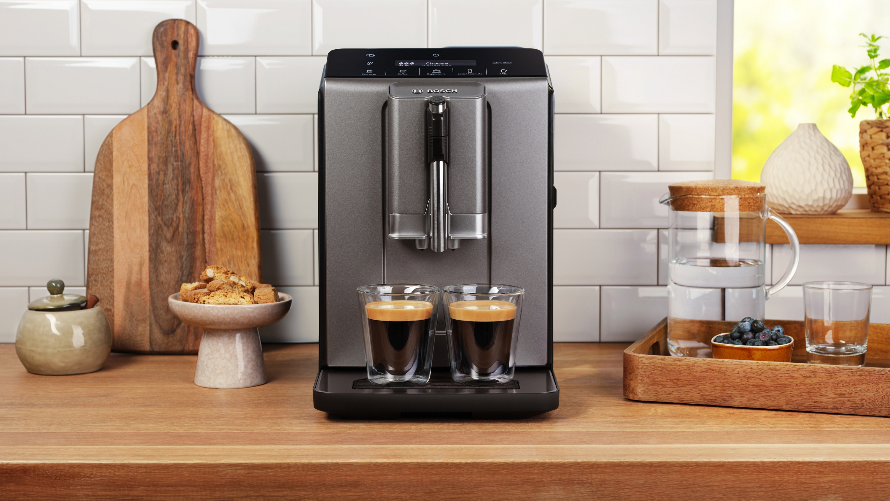 Automatski aparat za espresso kafu Siemens VeroCafe Serie 2 titanijum TIE20504