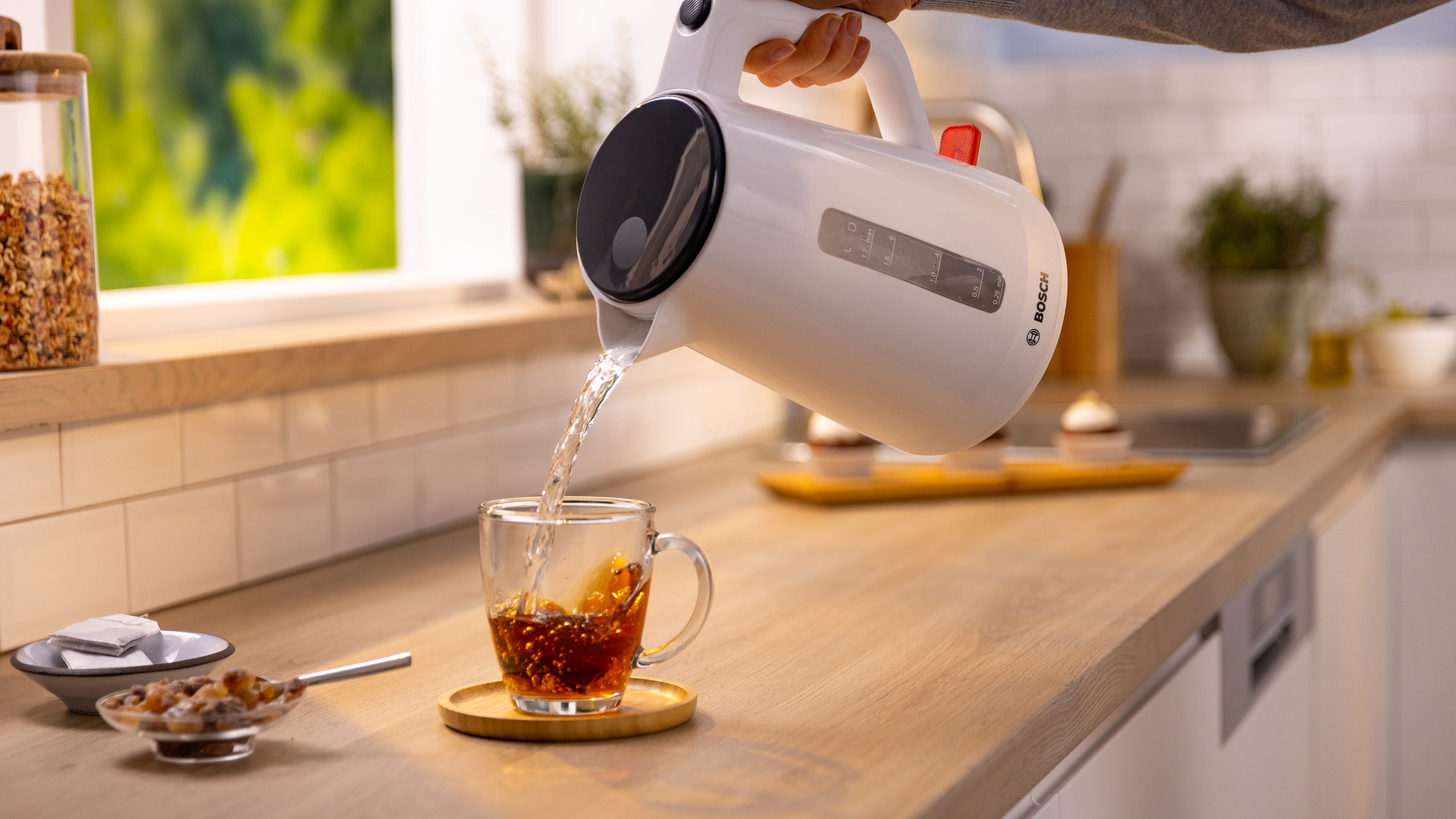 Kuvalo za vodu MyMoment Serija 1 1.7 l bela TWK1M121