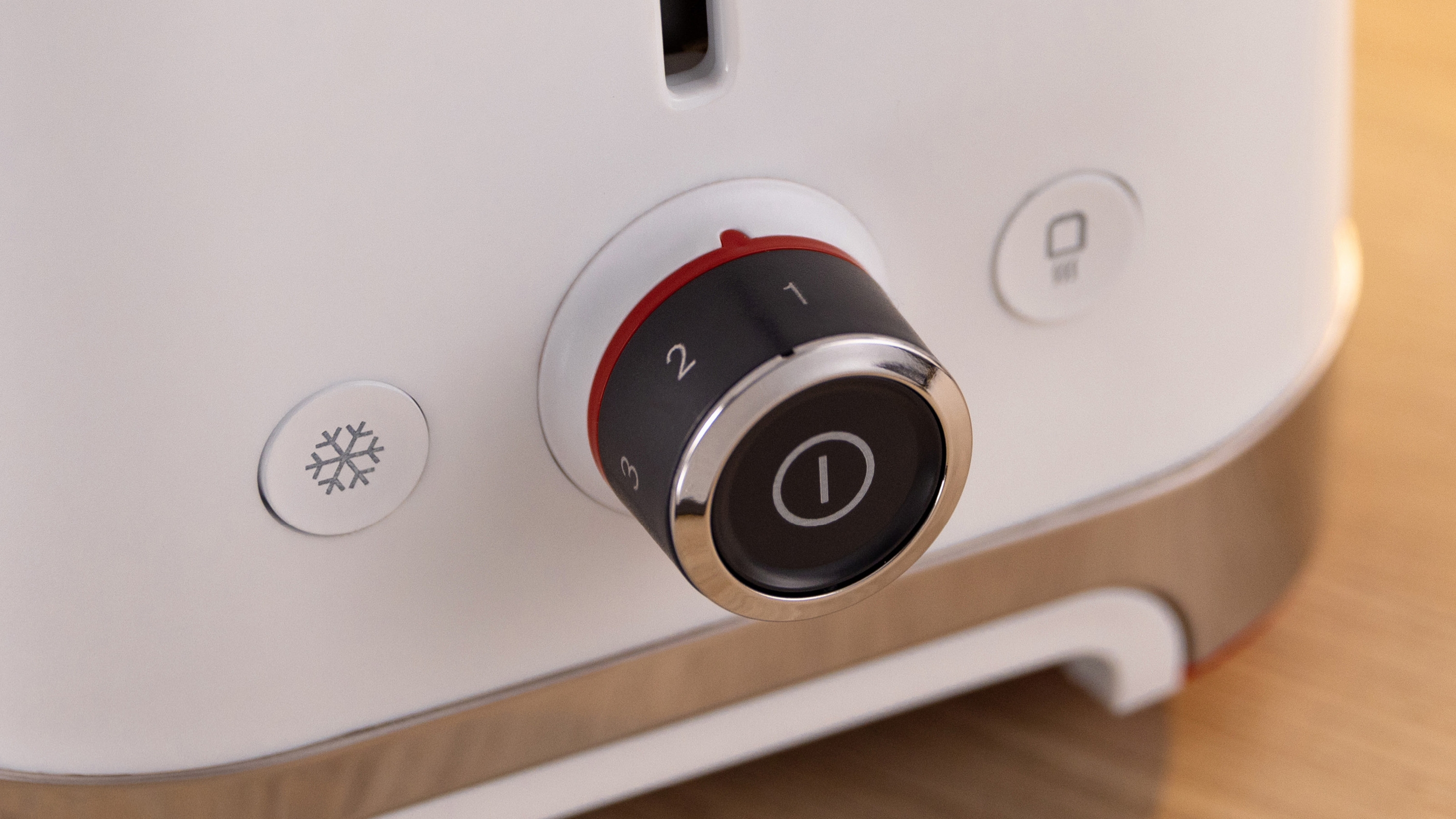 Toster za hleb MyMoment funkcija brzog tostiranja bela TAT4M221