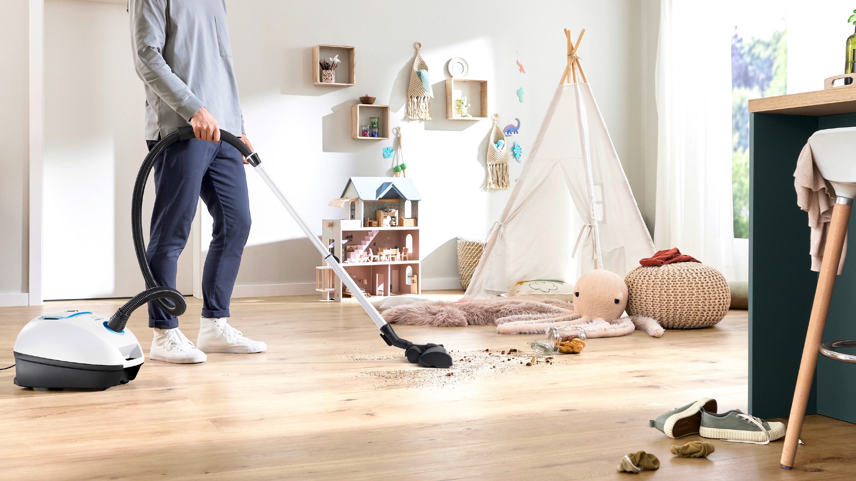 Usisivač s kesom ProSilence Serija 4 BGL41SIL1H