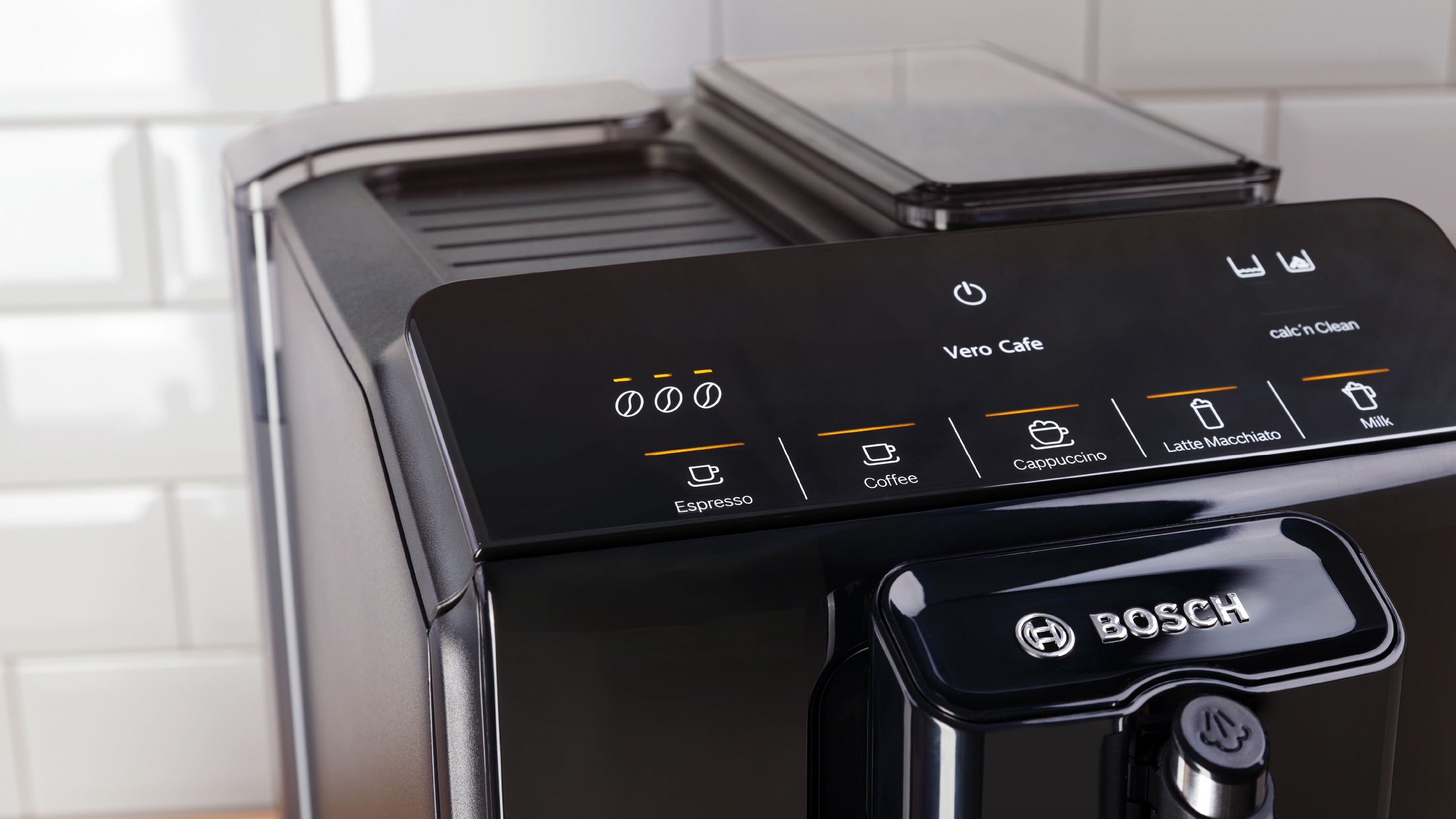 Automatski aparat za espresso kafu Siemens VeroCafe Serie 2 piano crna TIE20129