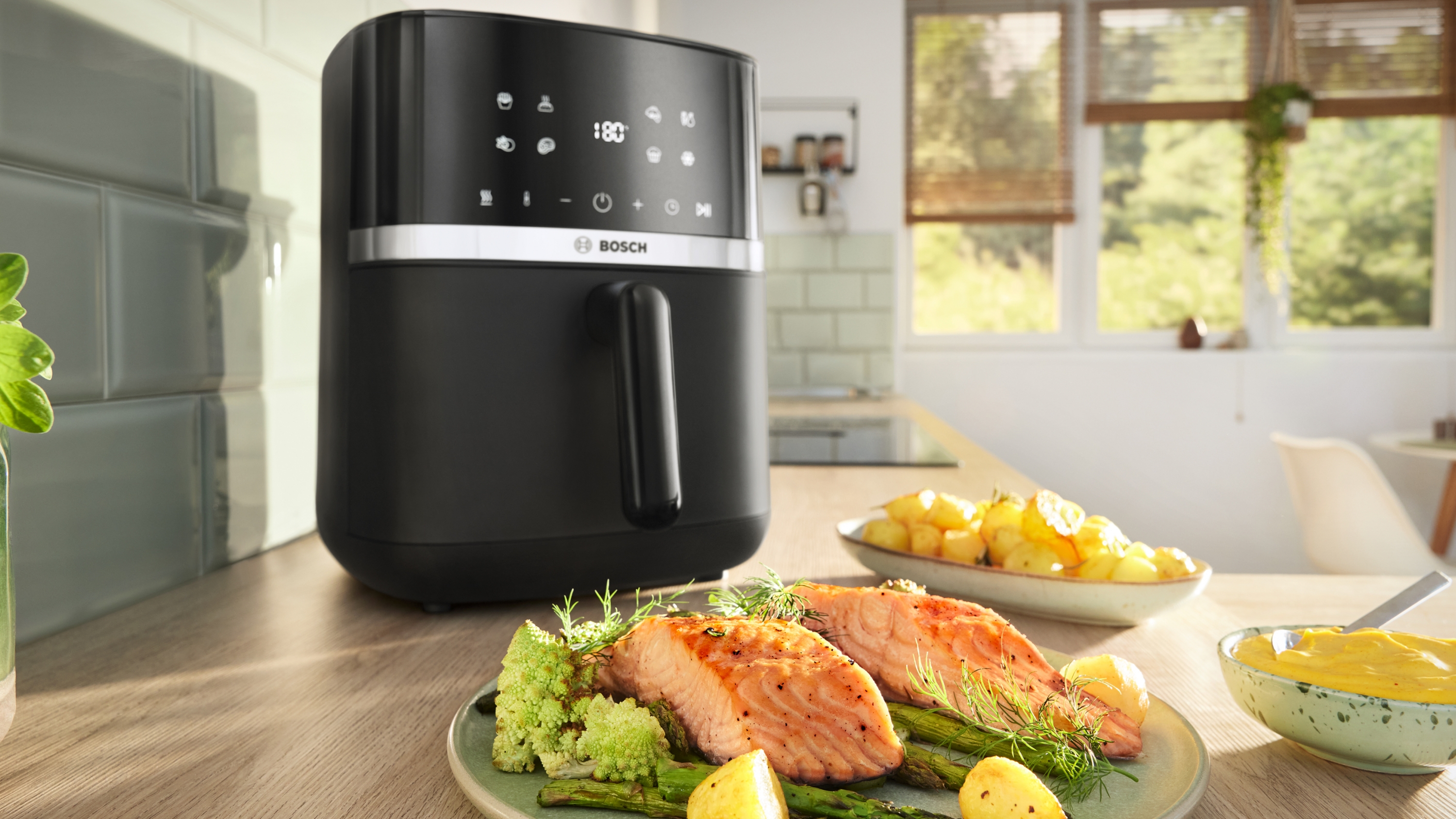 Air fryer friteza na fruć vazduh Serija 4 MAF462B1