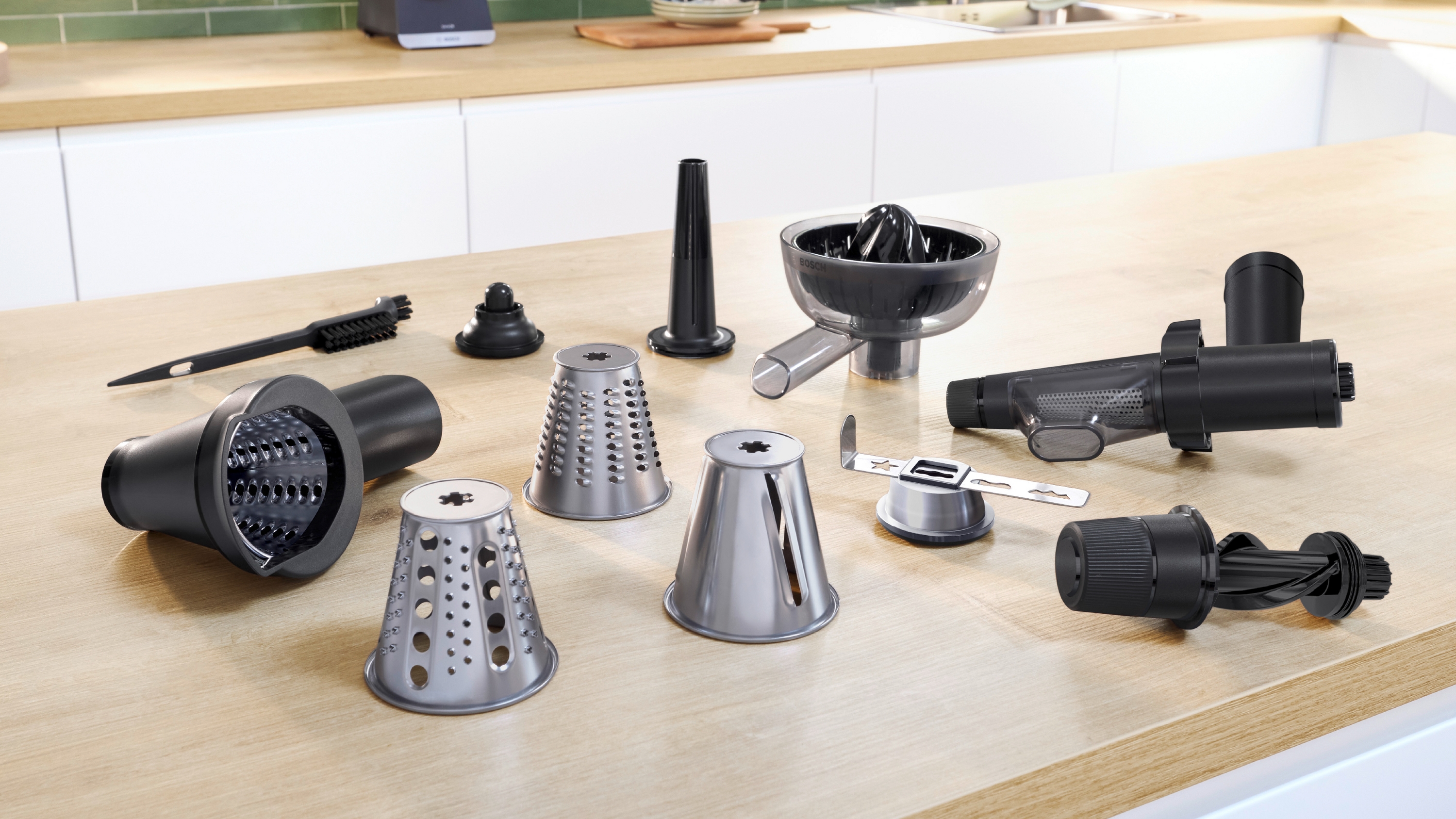 Series 6, Food mincer, MultiPower, 2100 W, Black, silver metalic, MFWS660B