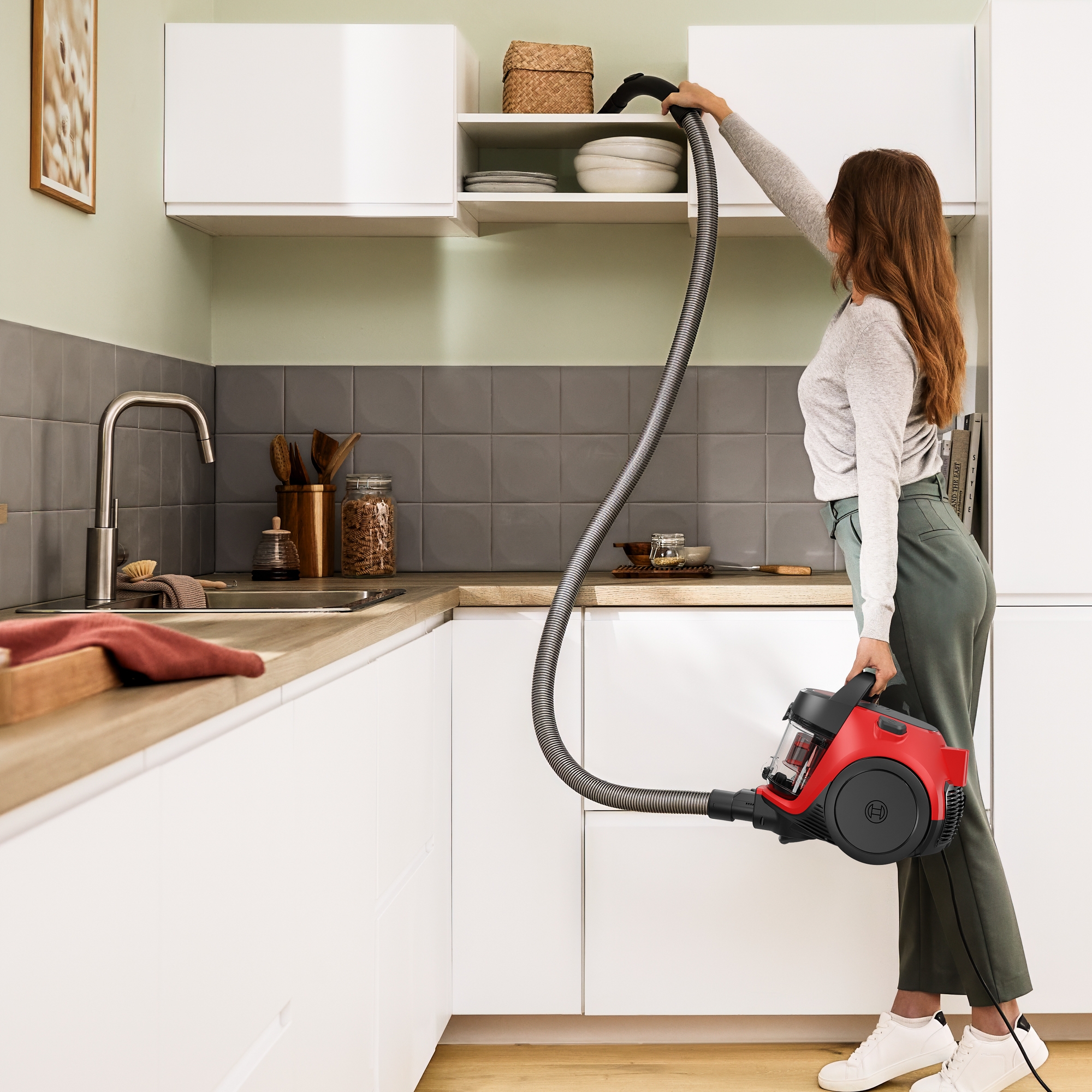 Series 2, Bagless vacuum cleaner, Red, BGS05LRD2